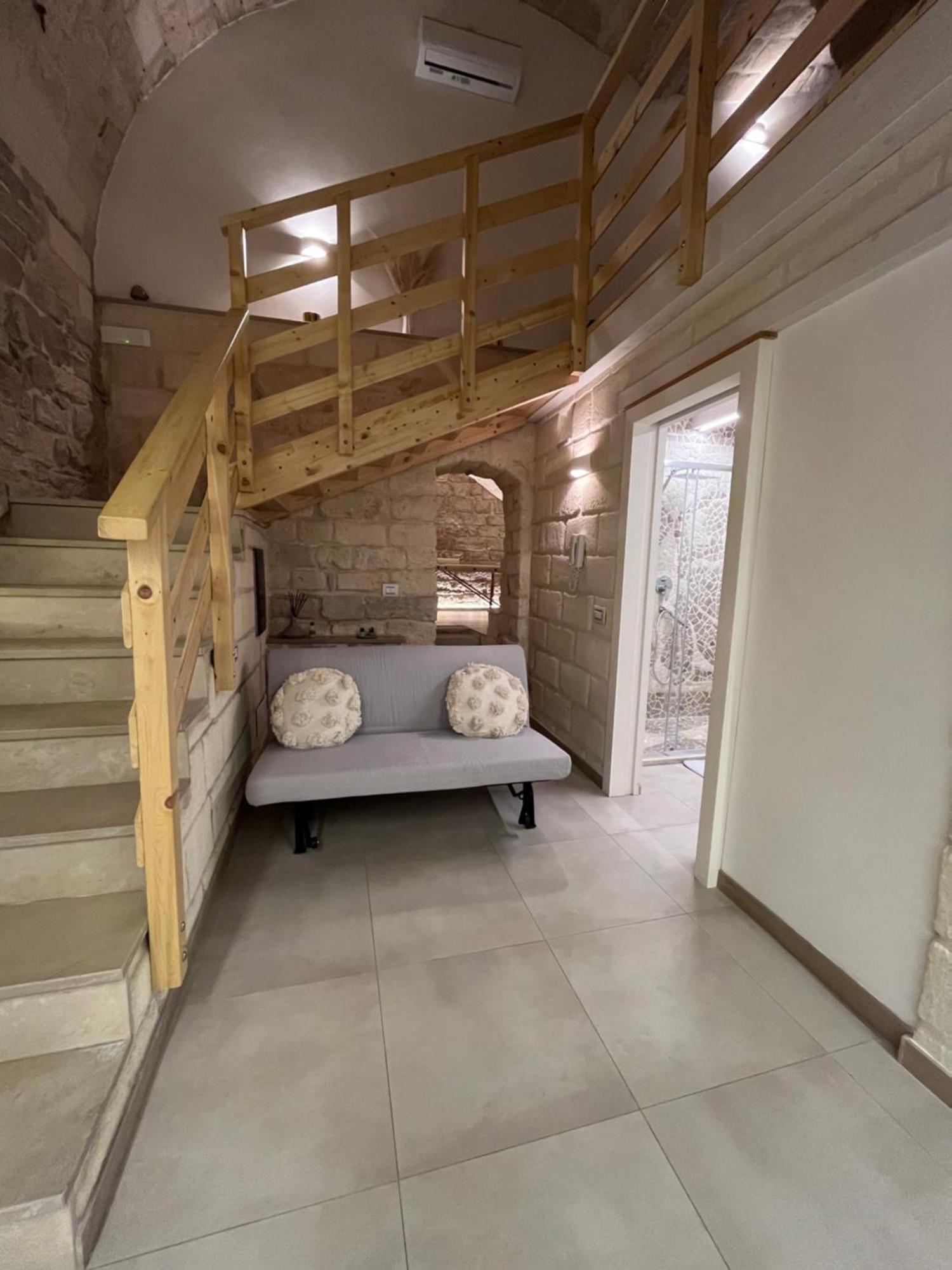 Epoca Suite House Trani Ngoại thất bức ảnh