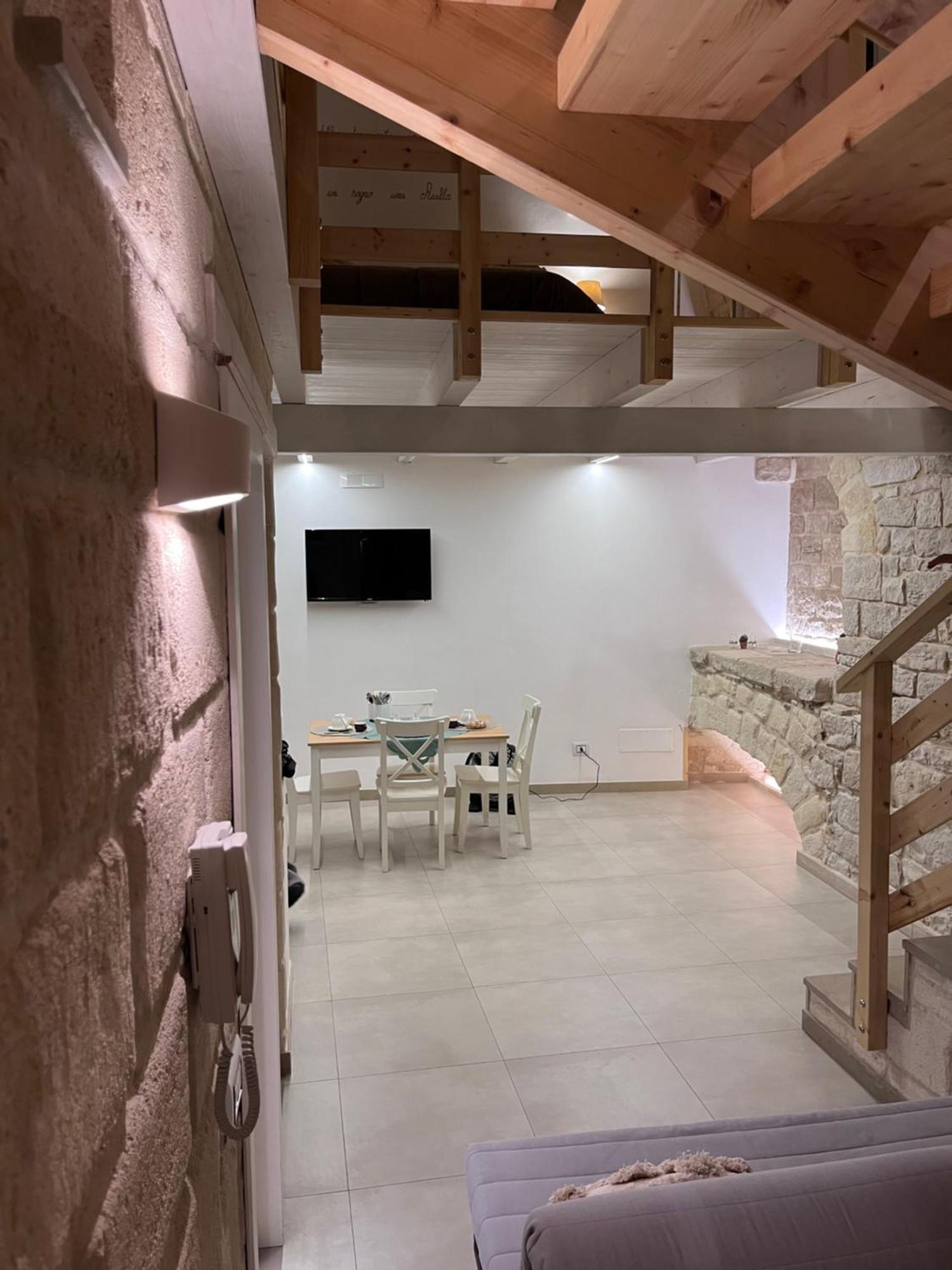 Epoca Suite House Trani Ngoại thất bức ảnh